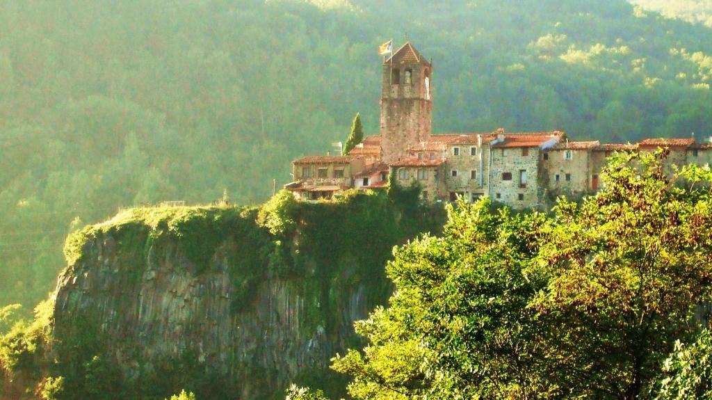 Castellfollit de la Roca House | Hostal Mont-Rock