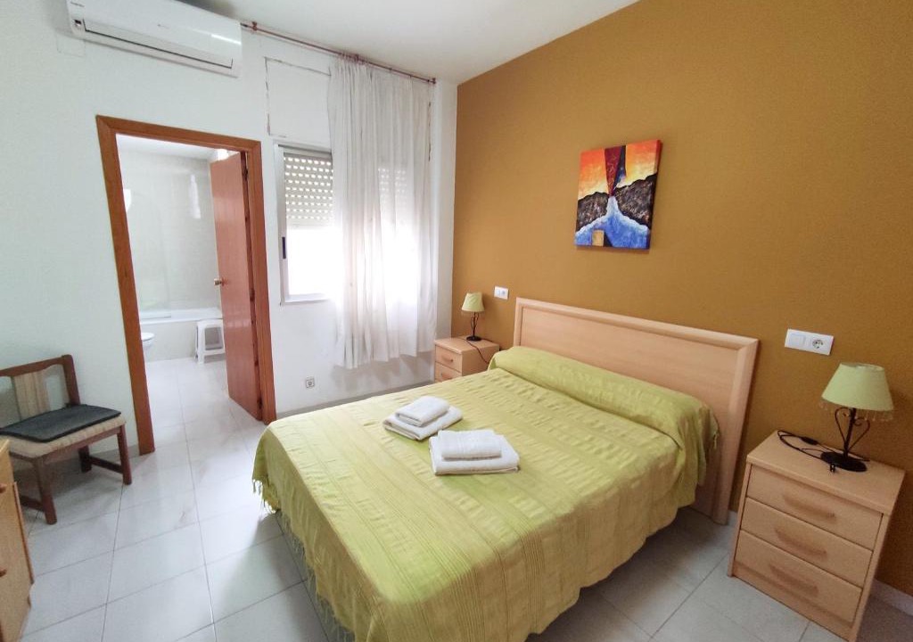 Alcala de Xivert Hotel | Hostal Neus