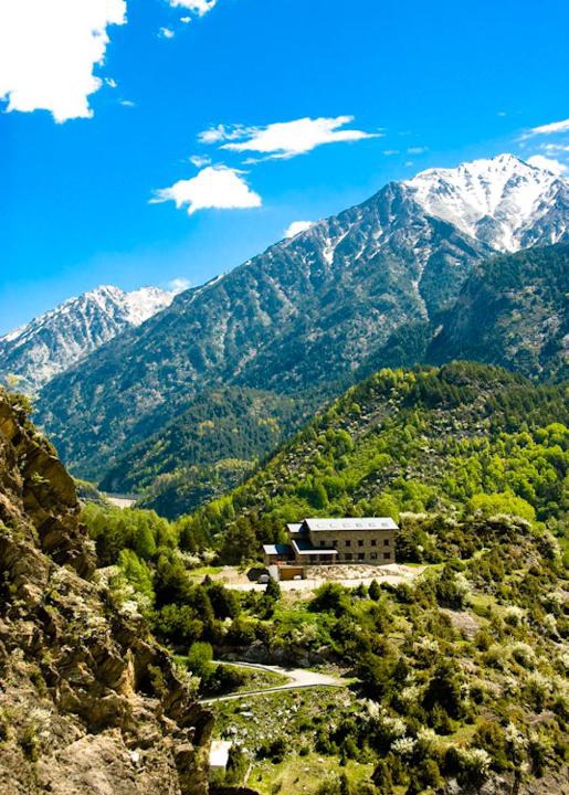 Benasque House | Hostal Parque Natural