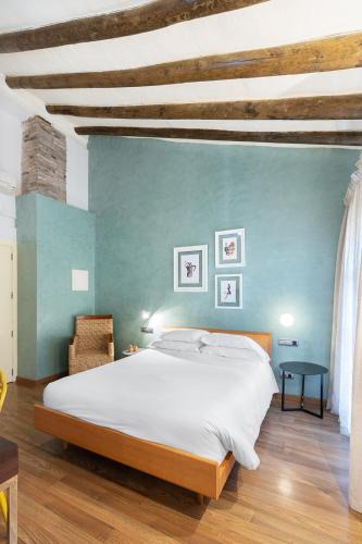 Tudela House | Hostal Pichorradicas