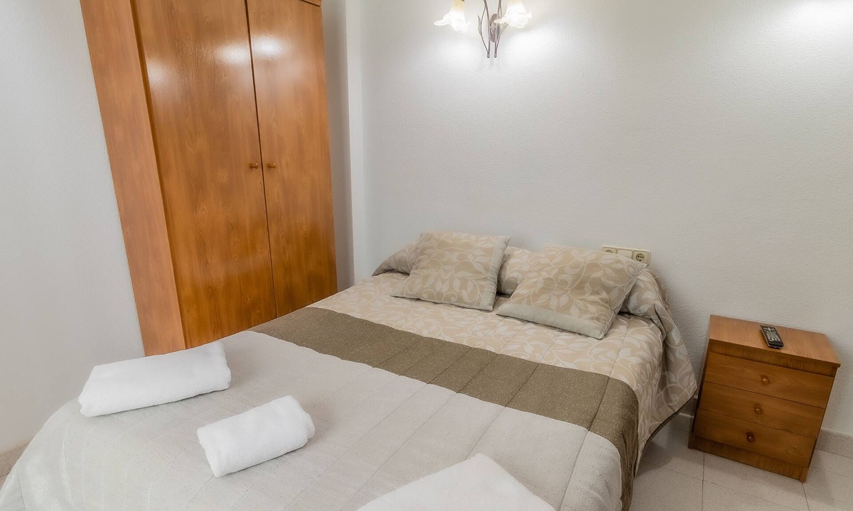 Villalonquejar Hostel | Hostal Restaurante La Buena Villa by Vivere Stays