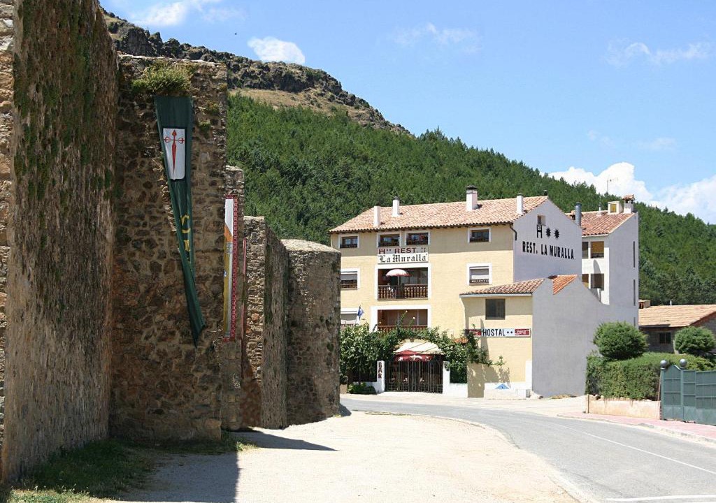 Canete House | Hostal Restaurante La Muralla