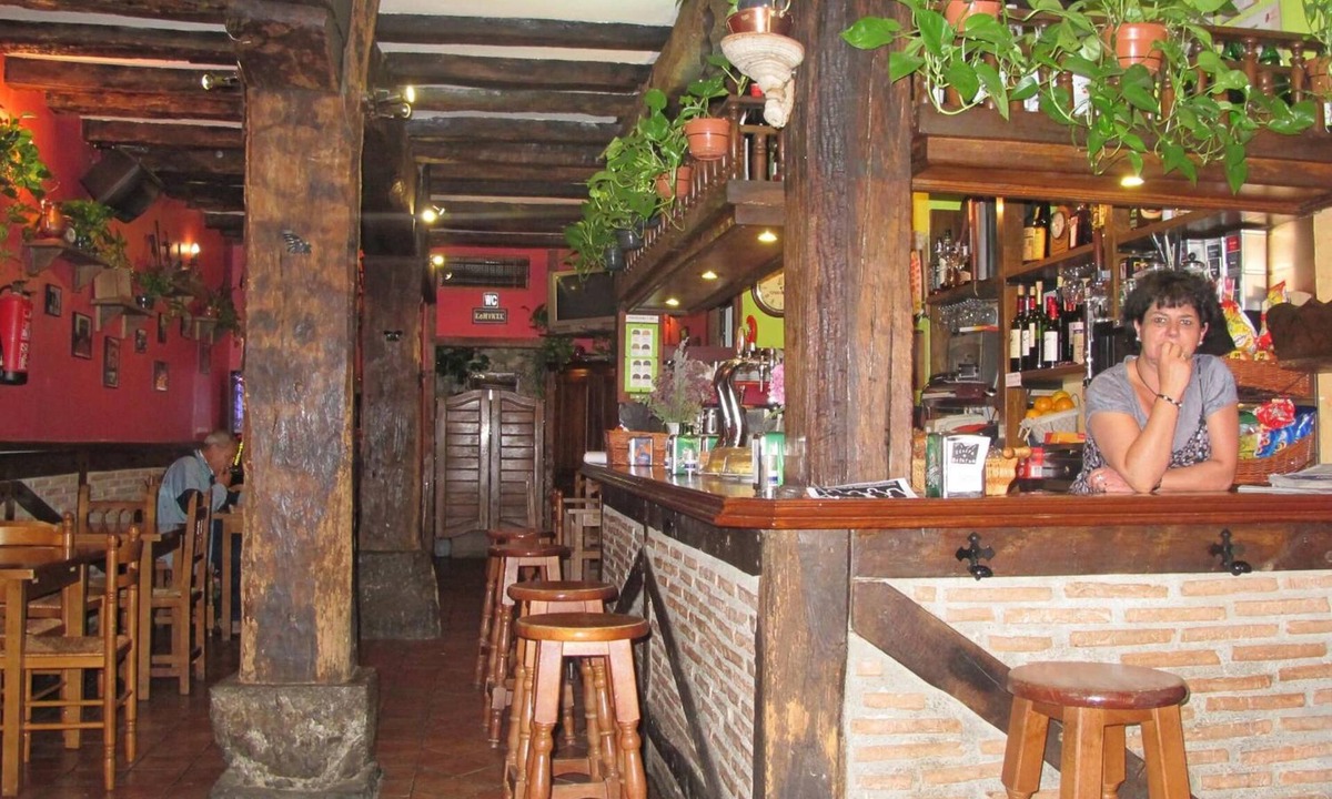 Lekunberri Hostel | Hostal Rural Elosta