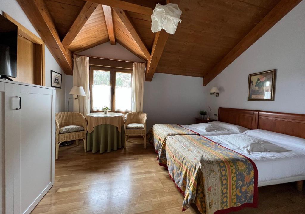 Oronz House | Hostal Rural Salazar