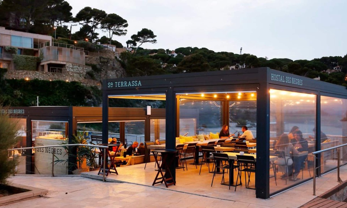 Sa Riera Hostel | Hostal Ses Negres
