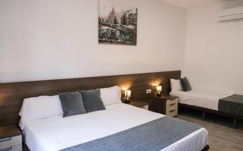 Sant Francesc House | Hostal Tartessos