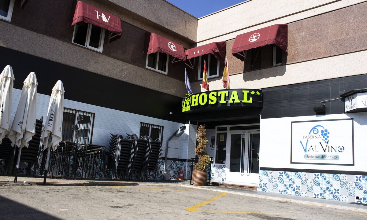 Valdepenas Hotel | Hostal Valdepeñas by Bossh Hotels