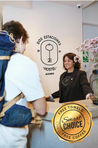 Ensanche Diputacion Hostel | Hostel Dos Estaciones - Albergue Juvenil - FREE towels, coffee & tea, remote check-in