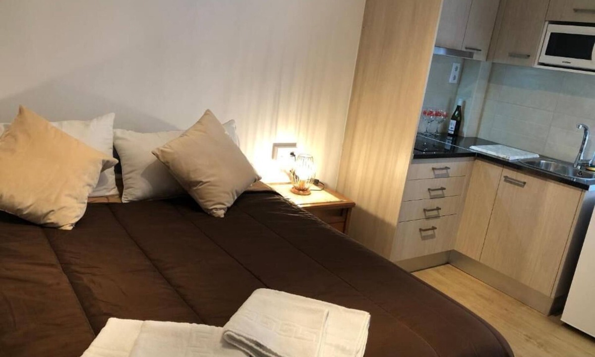 Vilafranca del Penedes Hostel | Hostel Penedes