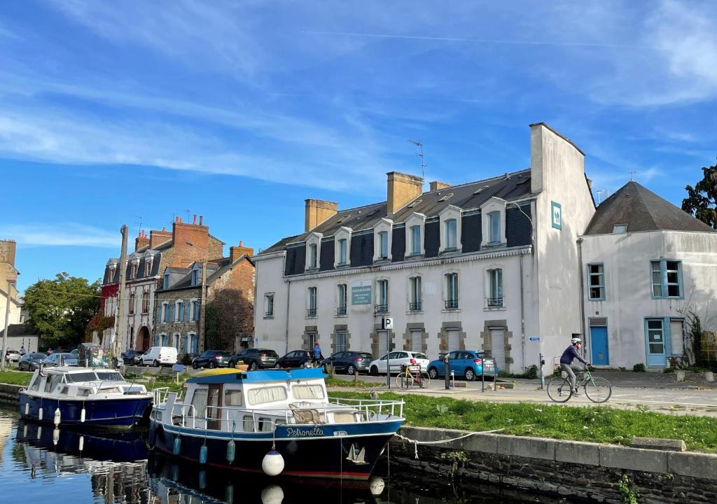 Nord-Saint-Martin Hostel | Hostel Rennes