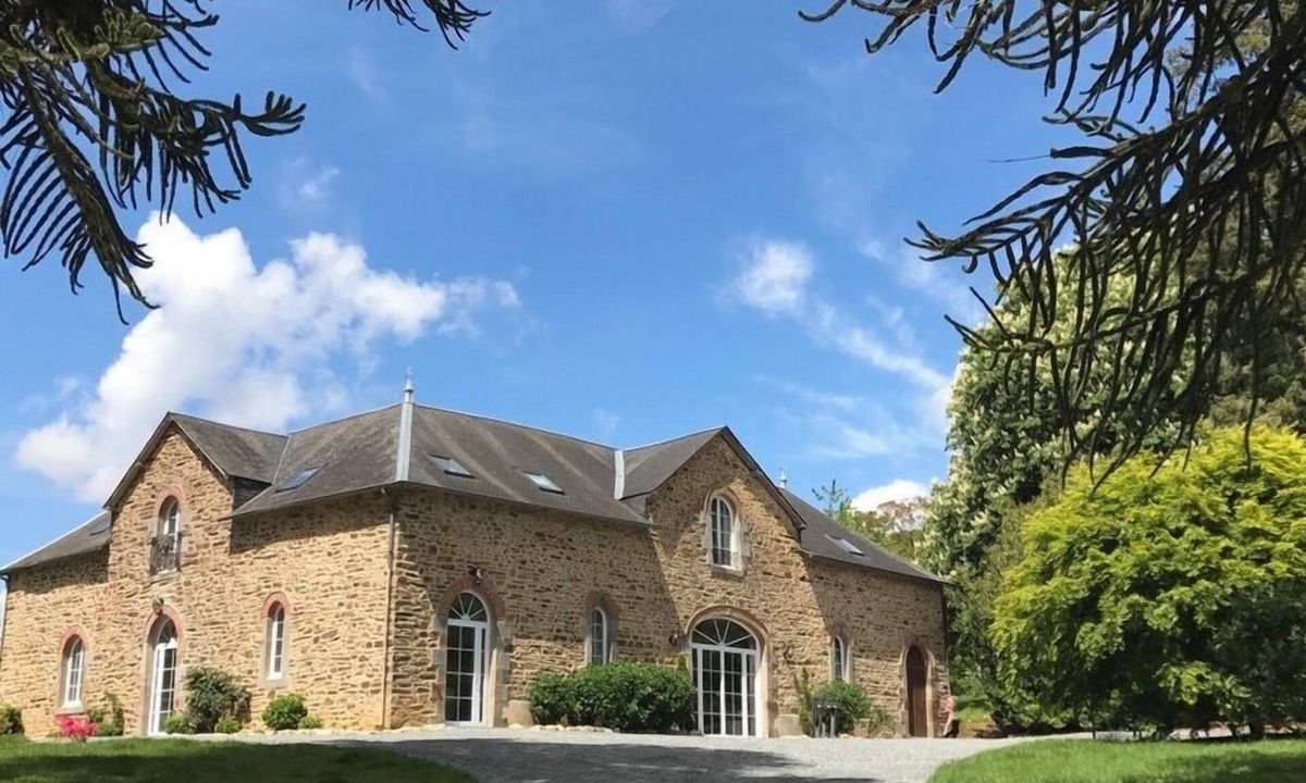 Saint-Pierre-des-Landes Hotel | Hostellerie de Fontenaille