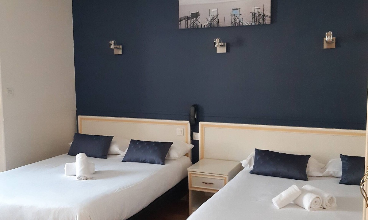 Sainte-Maure-de-Touraine Hotel | Hostellerie du Cheval Blanc