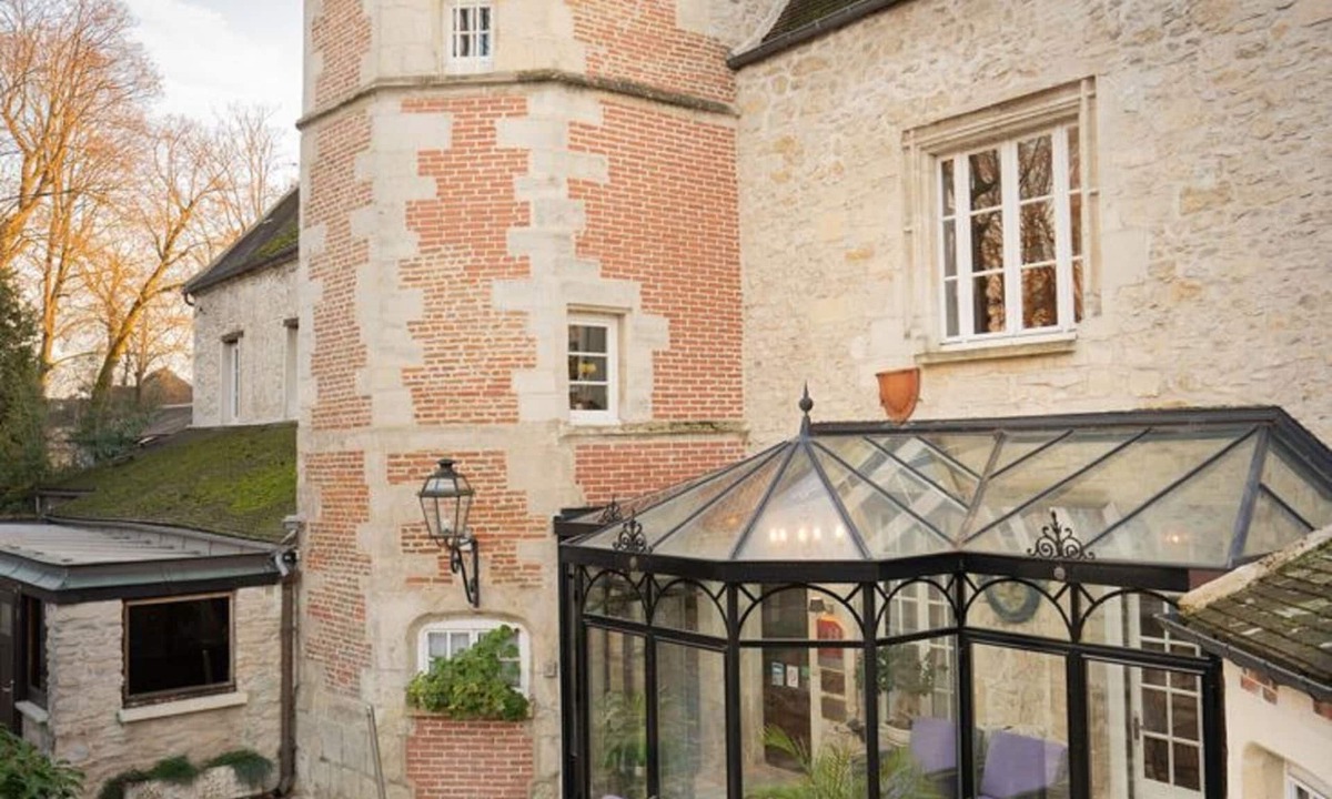 Senlis Hotel | Hostellerie de la Porte Bellon