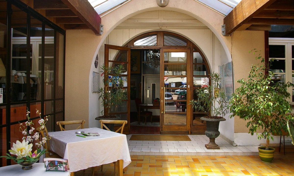 Barbotan-les-Thermes Hotel | Hostellerie de la Roseraie