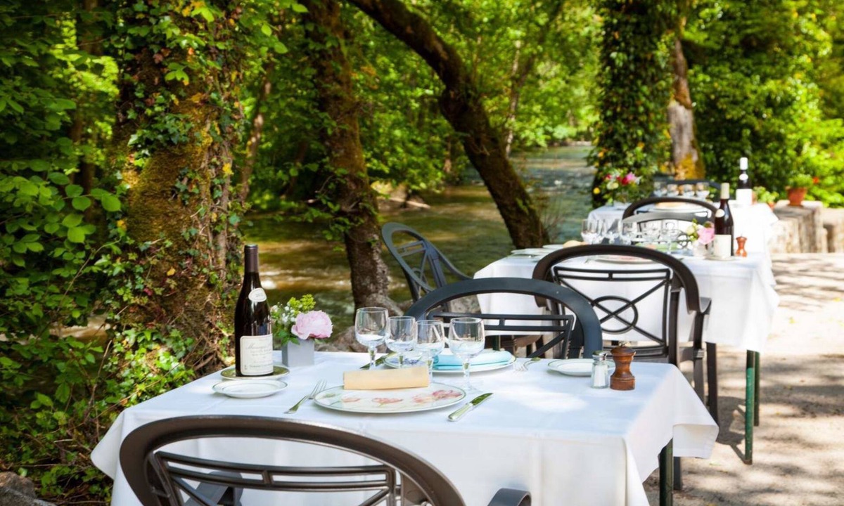 Avallon Hotel | Hostellerie du Moulin des Ruats