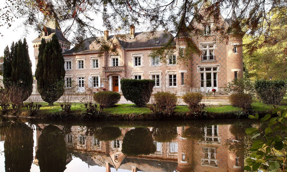 La Ferte-Saint-Aubin Hotel | Hostellerie du Château les muids
