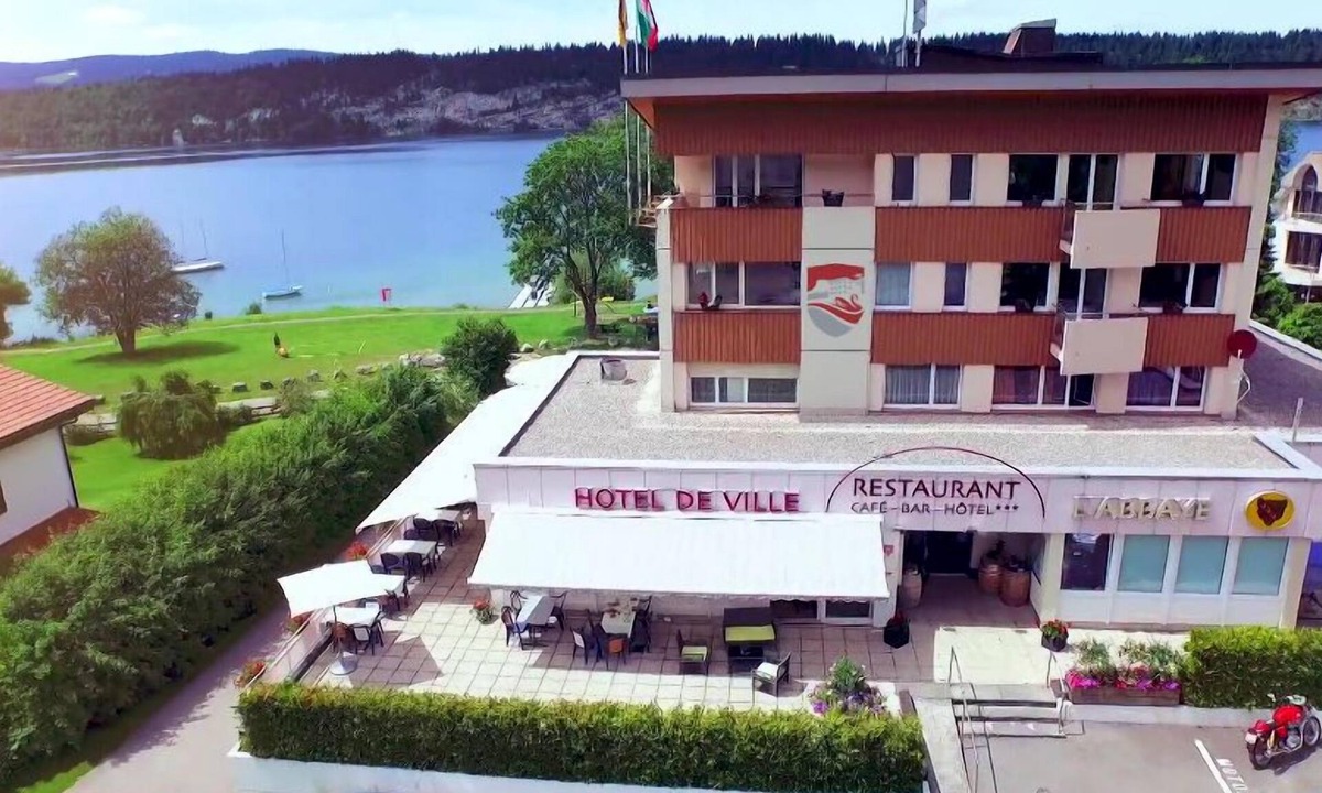 Le Pont Hotel | Hostellerie la Baie du Lac