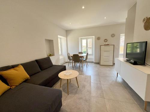 Bevaix Apartment | HostHelp - Les Balises
