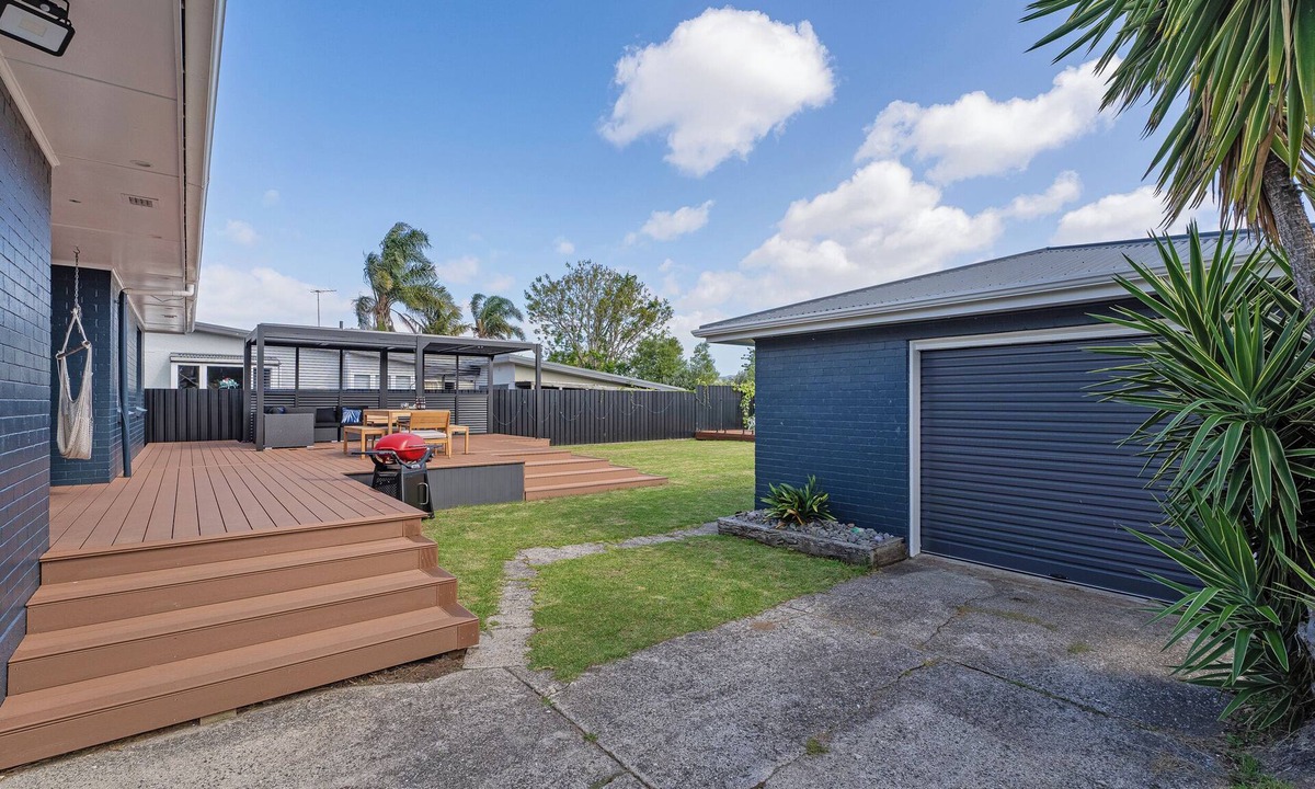 Whitianga House | Hosts on the Coast Blue Water Breeze