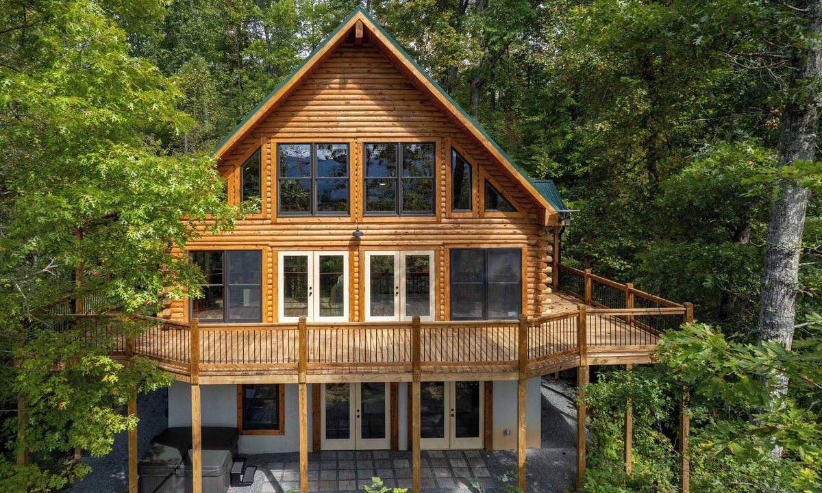 Qualla Cabin | Hot Tub - Fire Pit - WIFI