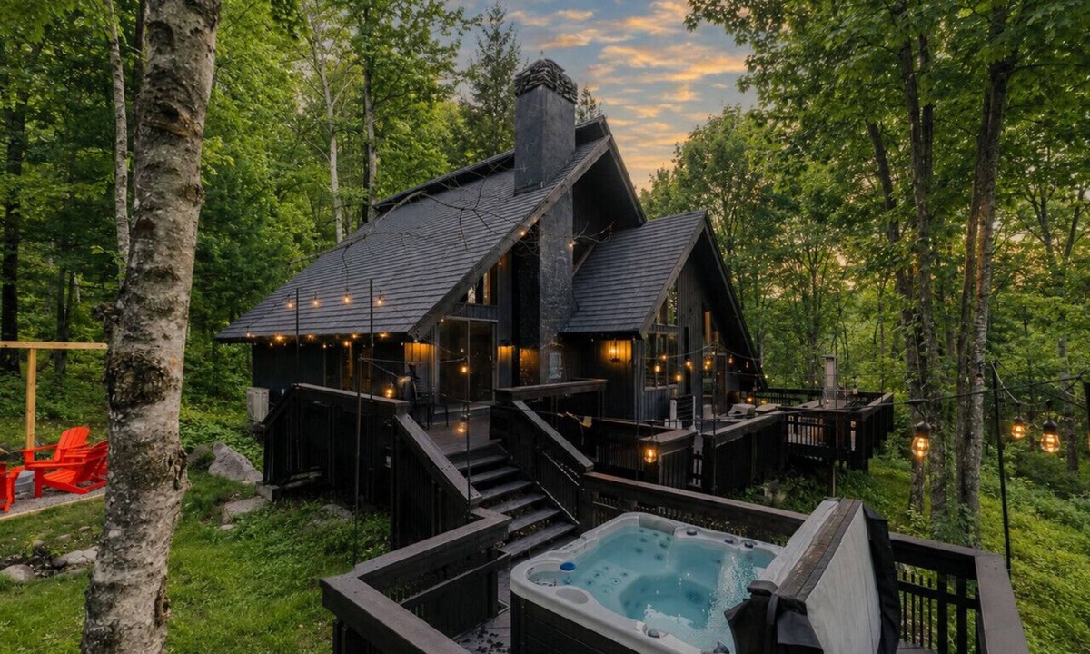 Plymouth Cabin | Hot Tub|Firepit|Pets|Near Hiking, Lake & Okemo