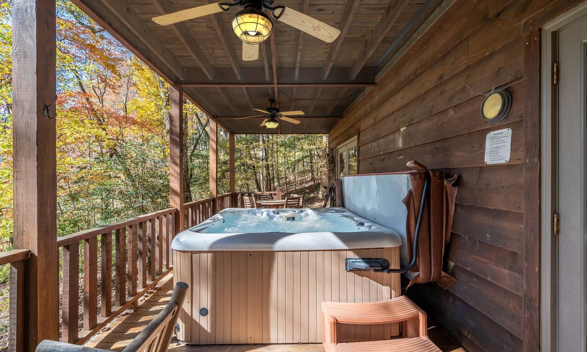 Ellijay Cabin | Hot Tub, Game Room - Your Perfect Getaway!