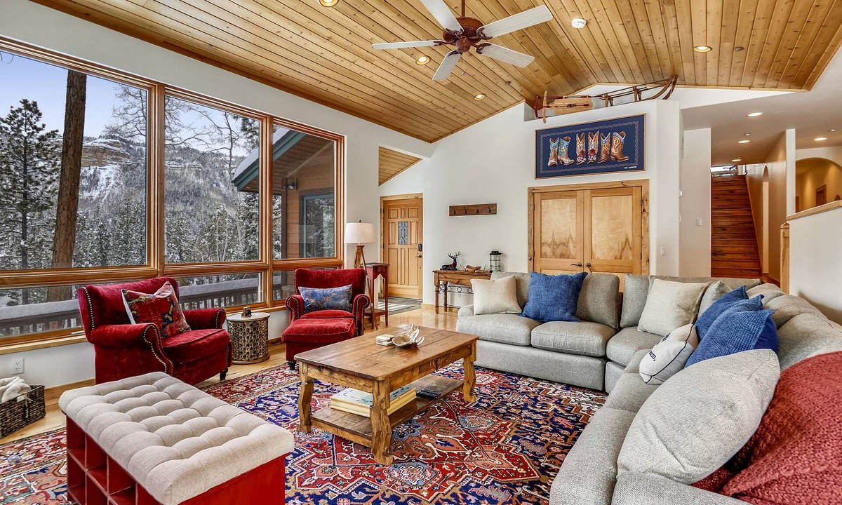 Columbine Lake House | Hot Tub, Great Deck, Hiking/Fishing Close!