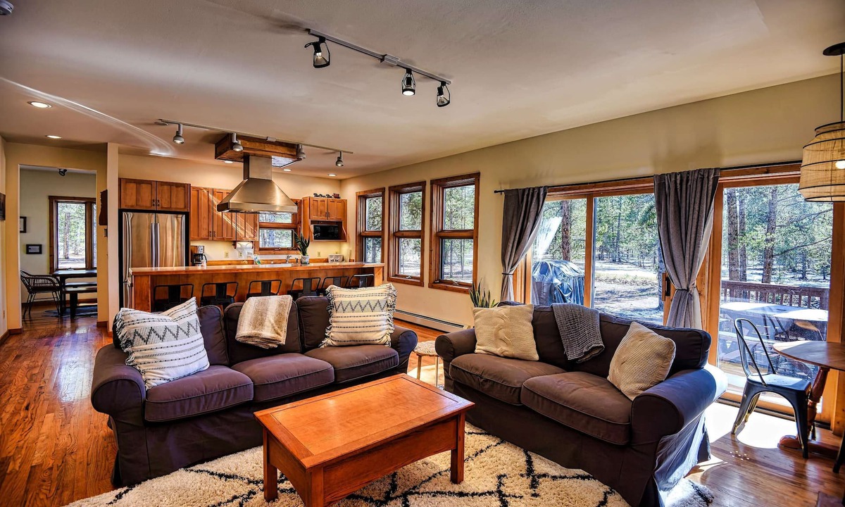 Leadville North House | Hot Tub, Grill, Sauna, Cozy/Chic Retreat