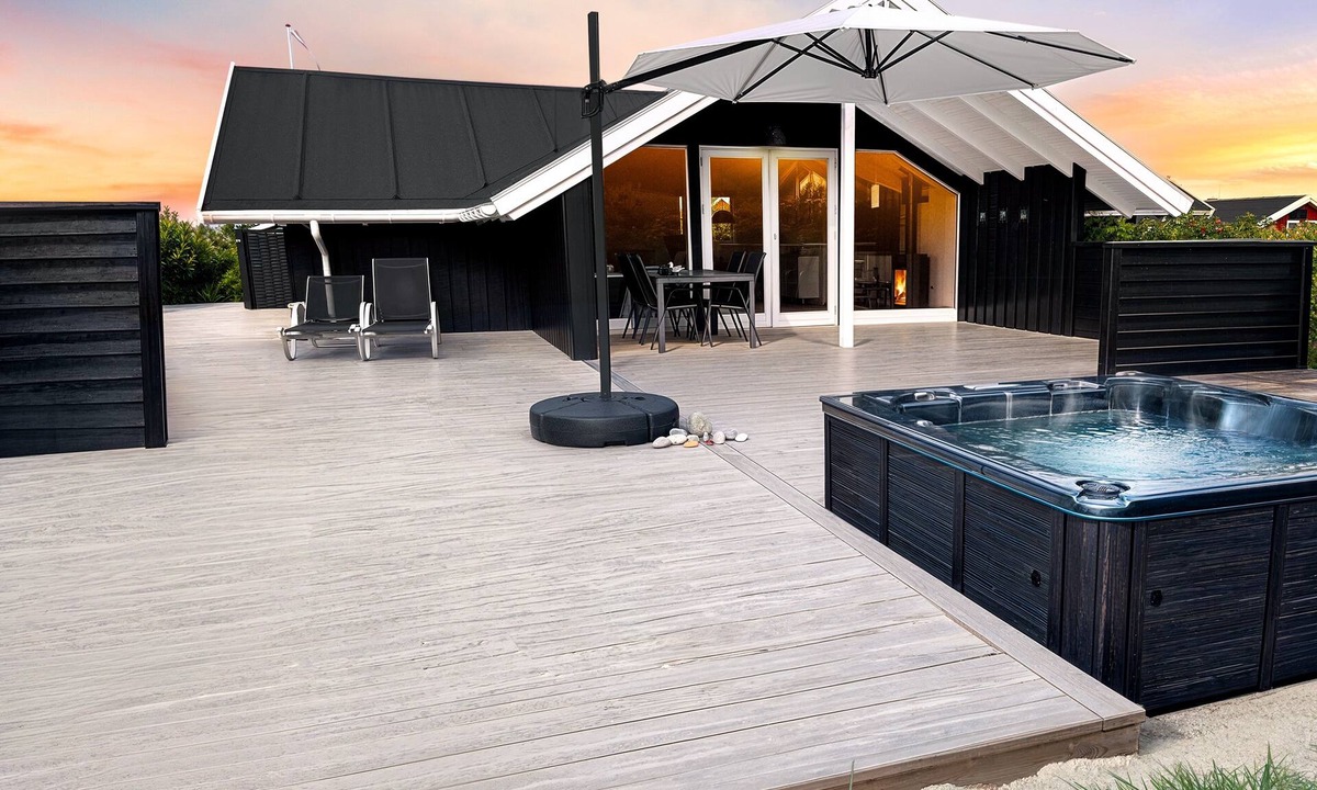 Lonstrup Cottage | Hot tub | Hygge | Nature Site | Renovated | 300 m from the beach | Near resort