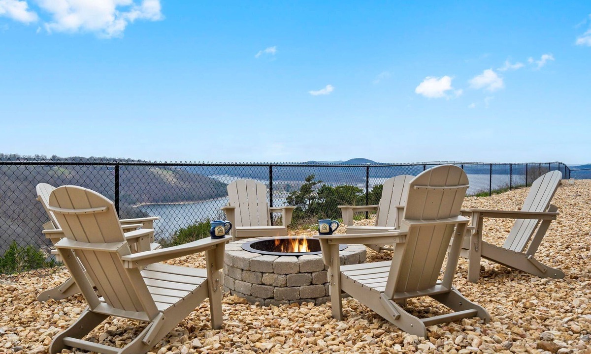 Kimberling City House | Hot Tub, Lake Views, Shared Pools & Free Tickets at Feels Like Summer