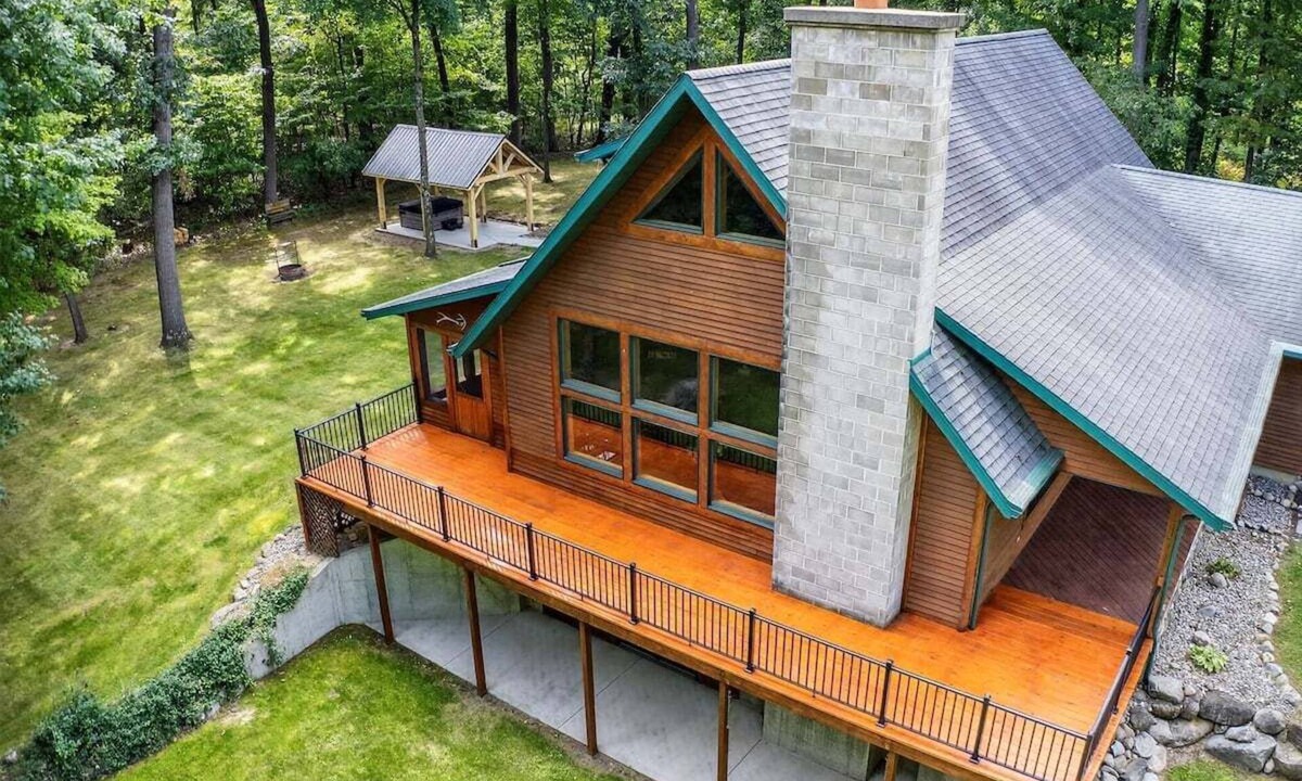 Sturgis House | Hot tub, sleeps 14, secluded