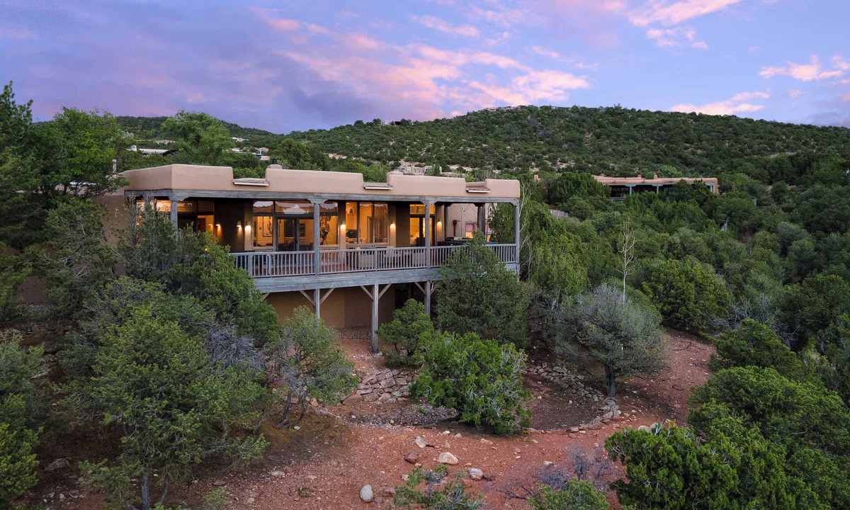 North Hills House | Hot Tub, Sunset Views, Huge Deck, Ski Santa Fe