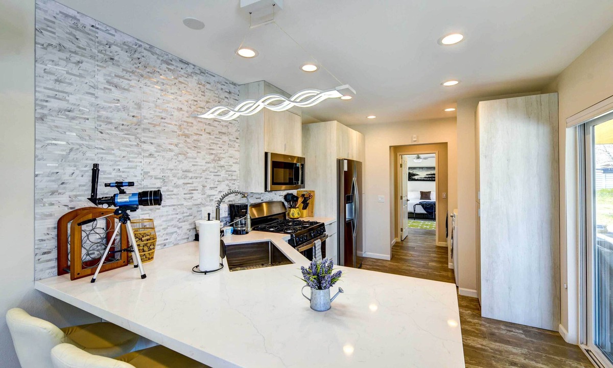 Yucca Valley Cottage | Hot Tub, Yard & Fire Pit: Joshua Tree Home!