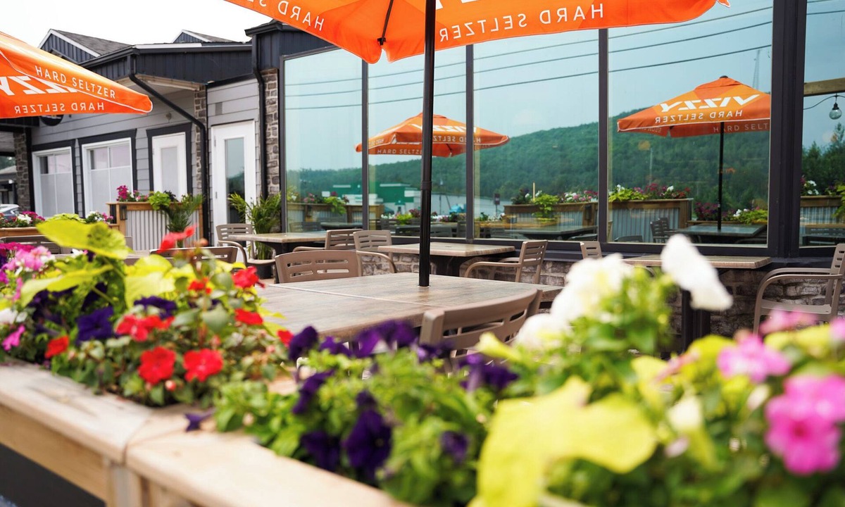 Degelis Hotel | Hotel 1212