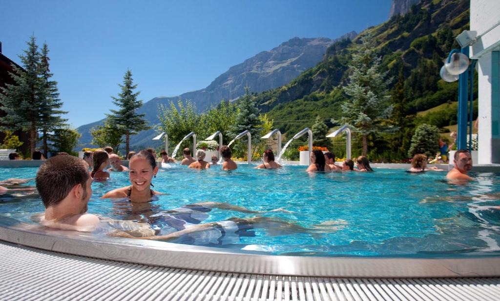 Leukerbad Hotel | Hotel Alpenblick-Leukerbad-Therme