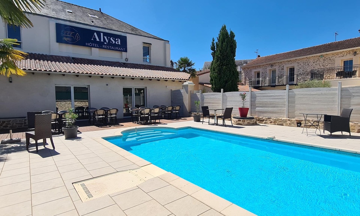 Parthenay Hotel | Hotel Alysa
