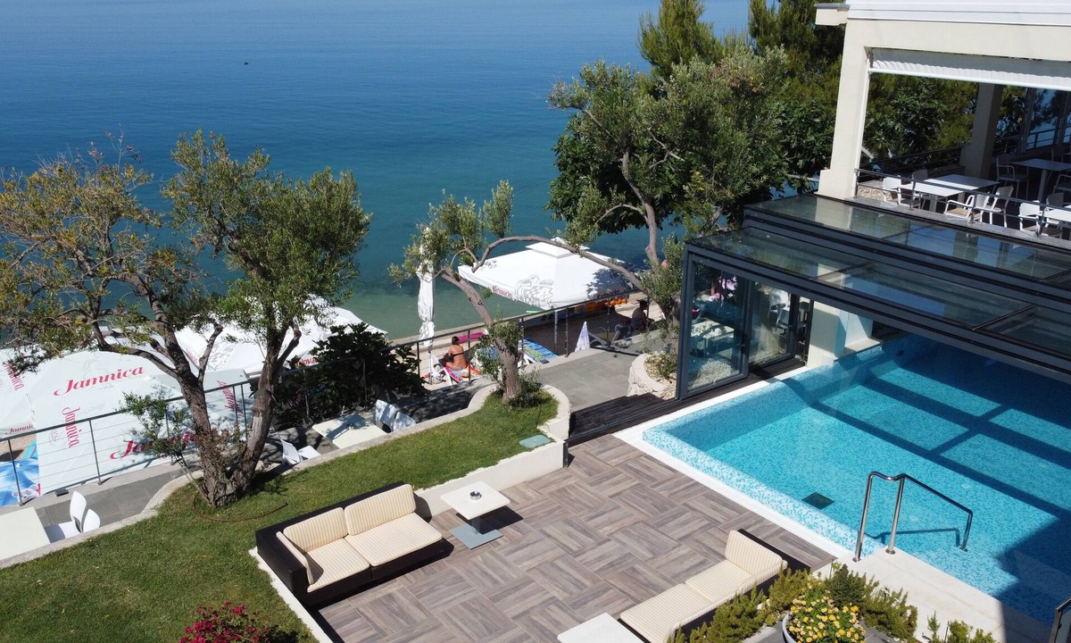Rtina Hotel | Hotel and Apartments Vila 4m