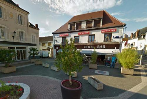 Cloyes-sur-le-Loir Hotel | Hotel Au Bon Coin