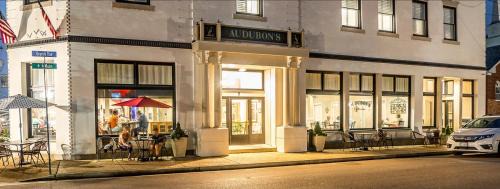 Ste Genevieve Hotel | Hotel Audubon