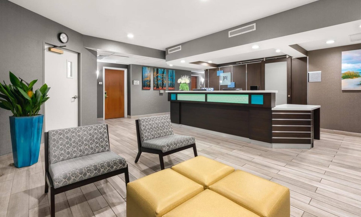 San Bruno Hotel | Hotel Aura SFO