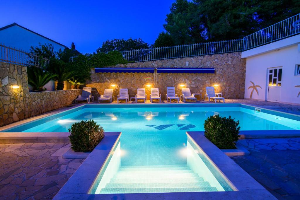 Okrug Gornji Bed & Breakfast | Hotel B&B Villa Paula