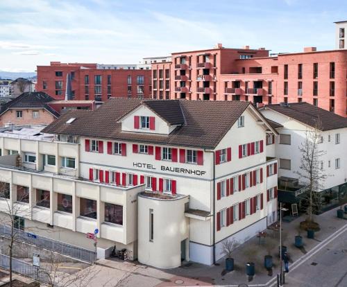 Rotkreuz Hotel | Hotel Bauernhof - Self Check-In Hotel