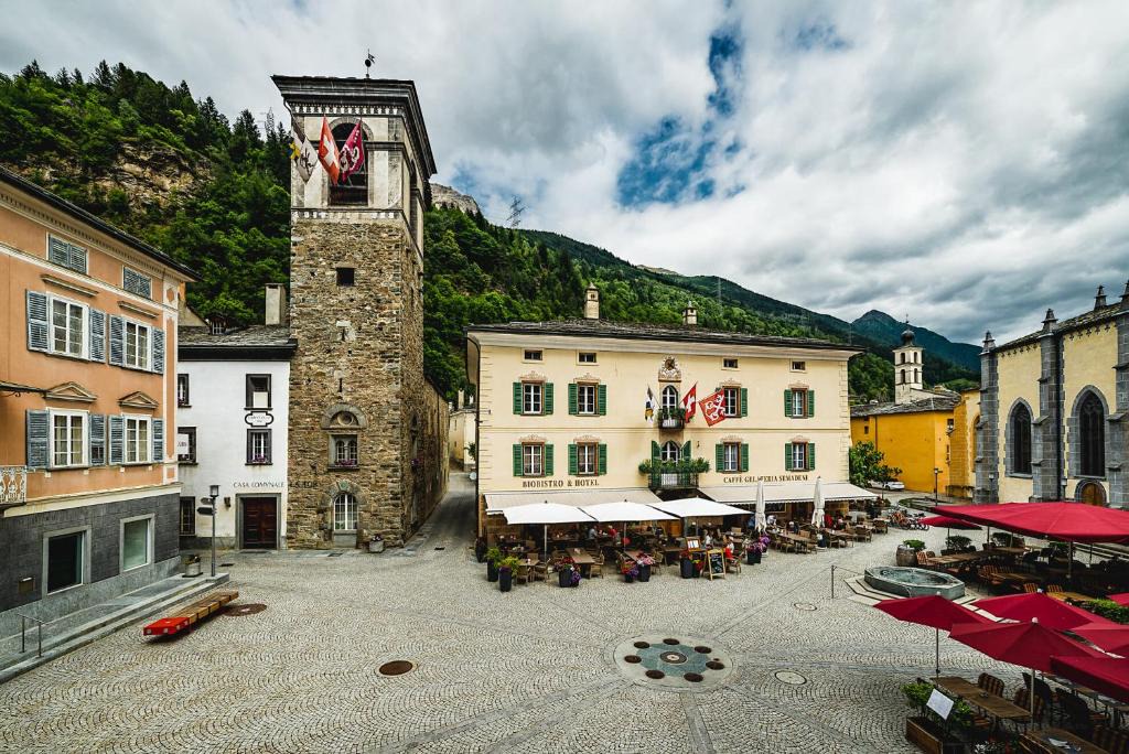 Poschiavo House | Hotel Biobistro Semadeni