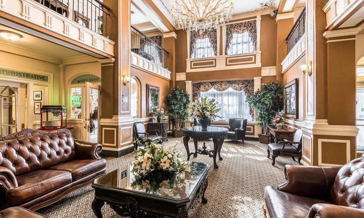 Sedalia Hotel | Hotel Bothwell Sedalia Central District, an Ascend Collection Hotel