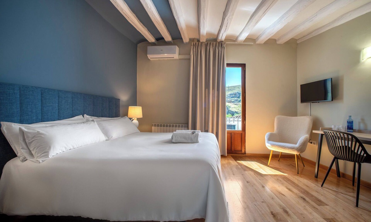 Cervera del Rio Alhama Hotel | Hotel-Boutique by Gonzalo Sesma