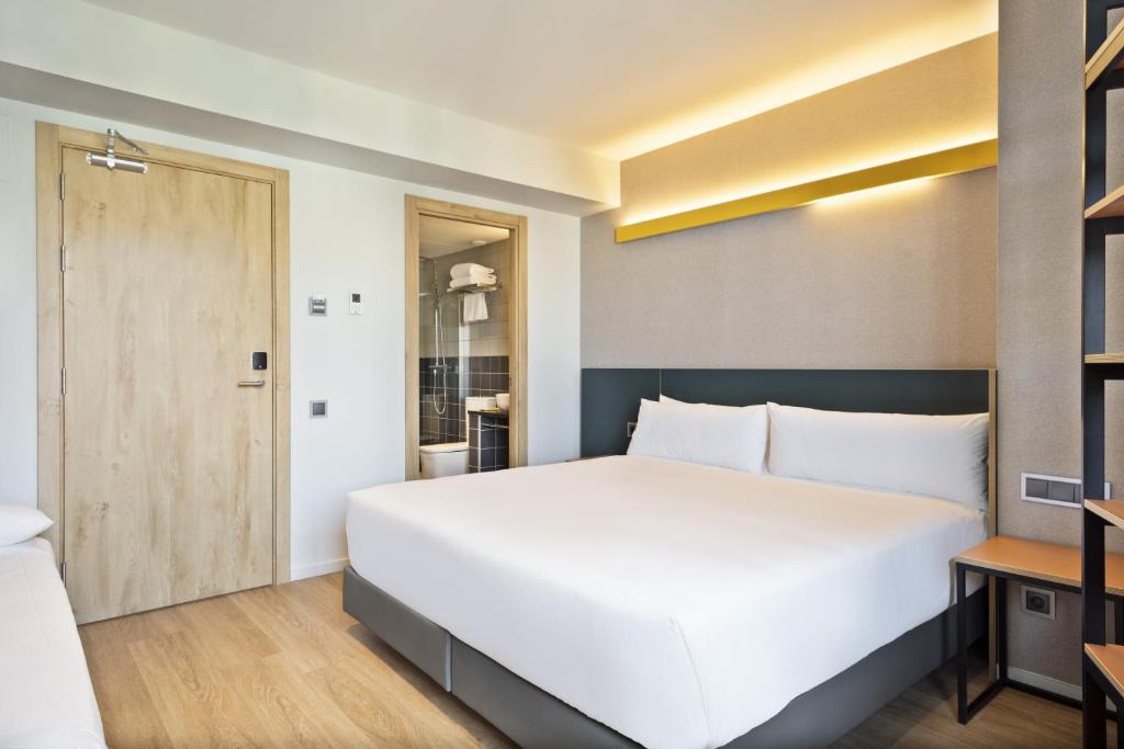 La Font de la Guatlla Hotel | Hotel Brick Barcelona