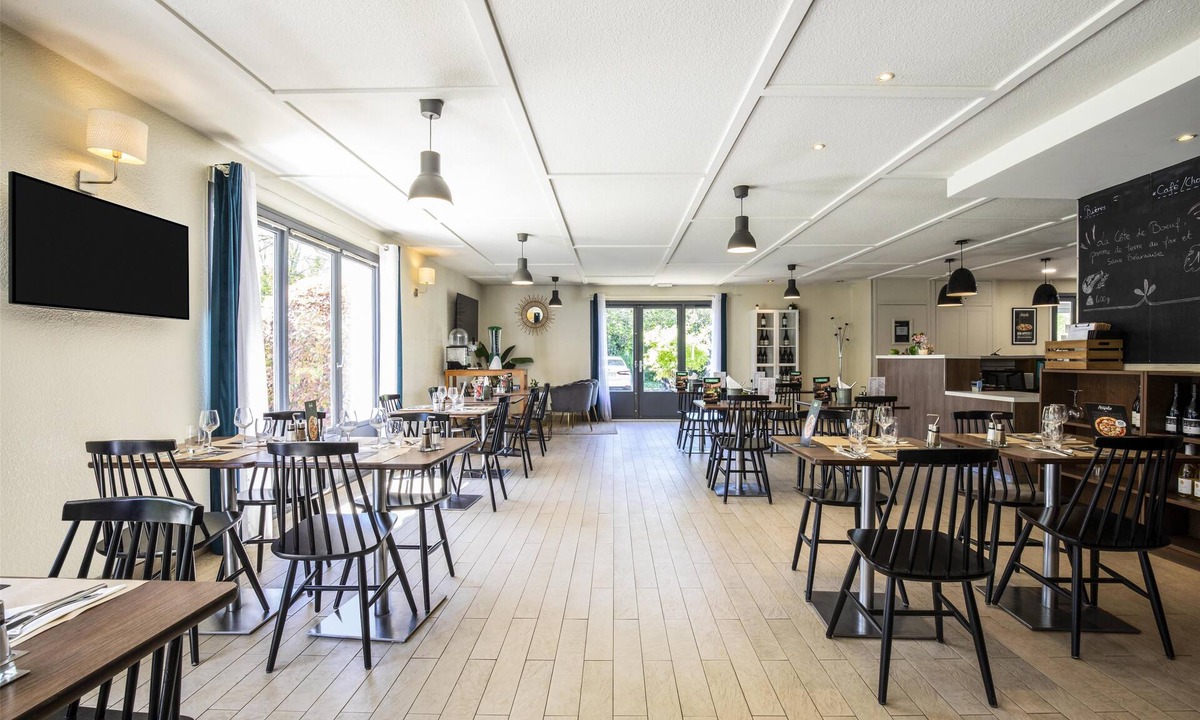 Ecartelee-Bonabry-Orieres-Paron Hotel | Hotel Campanile Fougeres