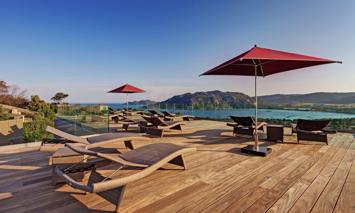 Santa Giulia Hotel | Hotel Carre Noir