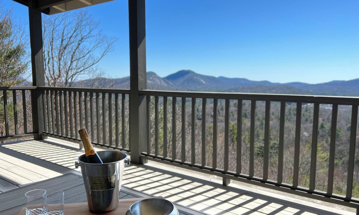 Cashiers Hotel | Hotel Cashiers