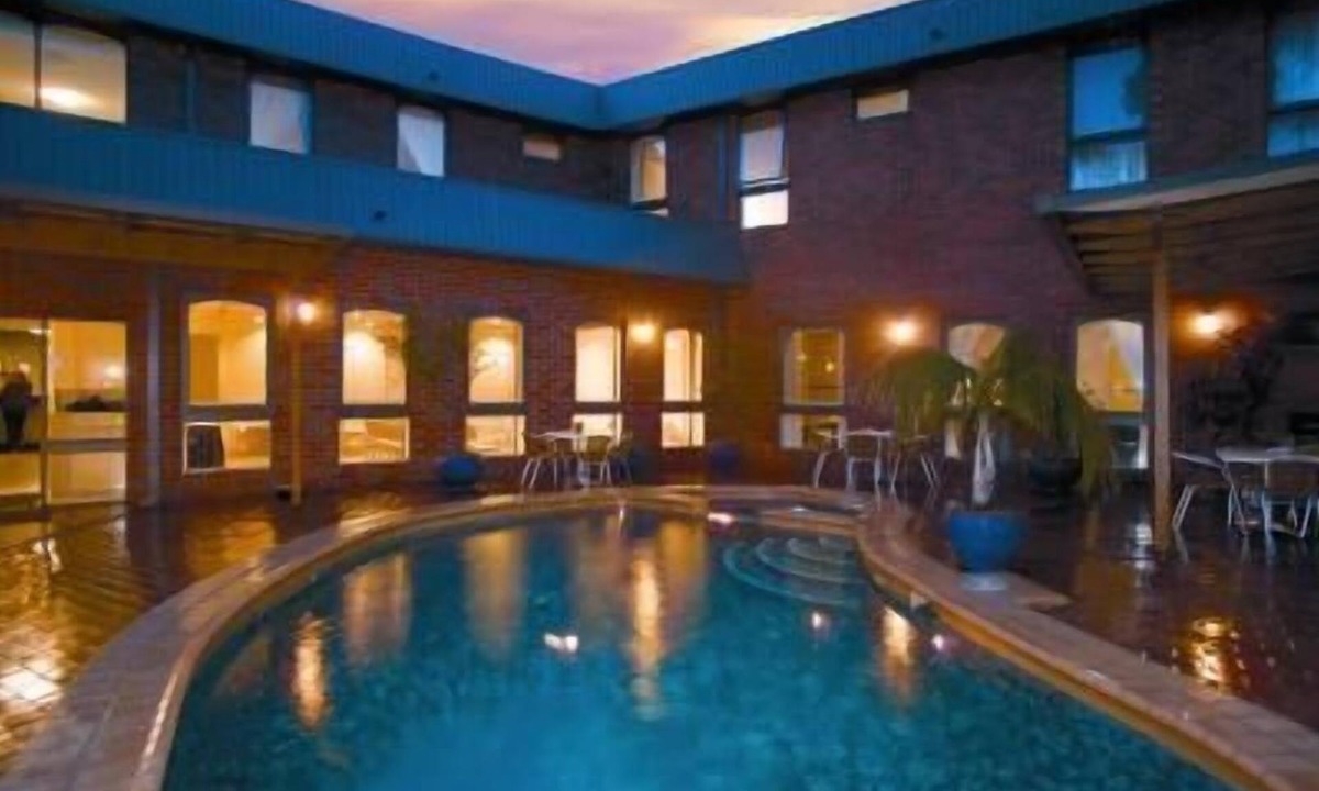 Wantirna South Hotel | Hotel Cavalier